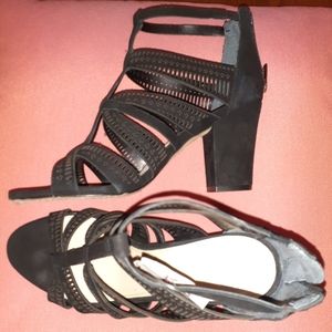Vince Camuto shoes 8 Black STRAPPY